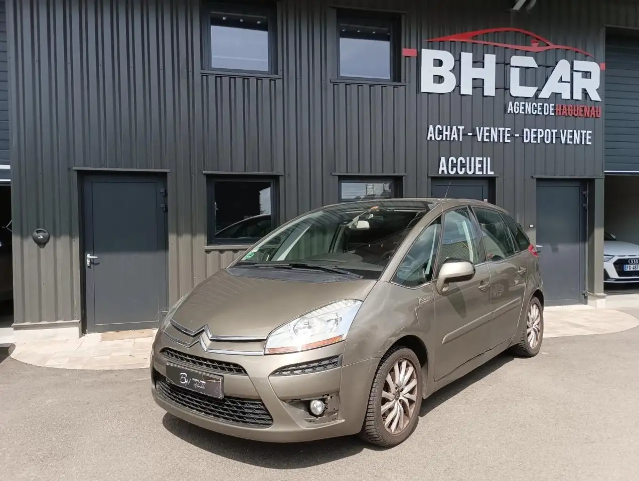 Citroen C4 Picasso 1.6 HDI 110CV BVM5 EXCLUSIVE ATTELAGE