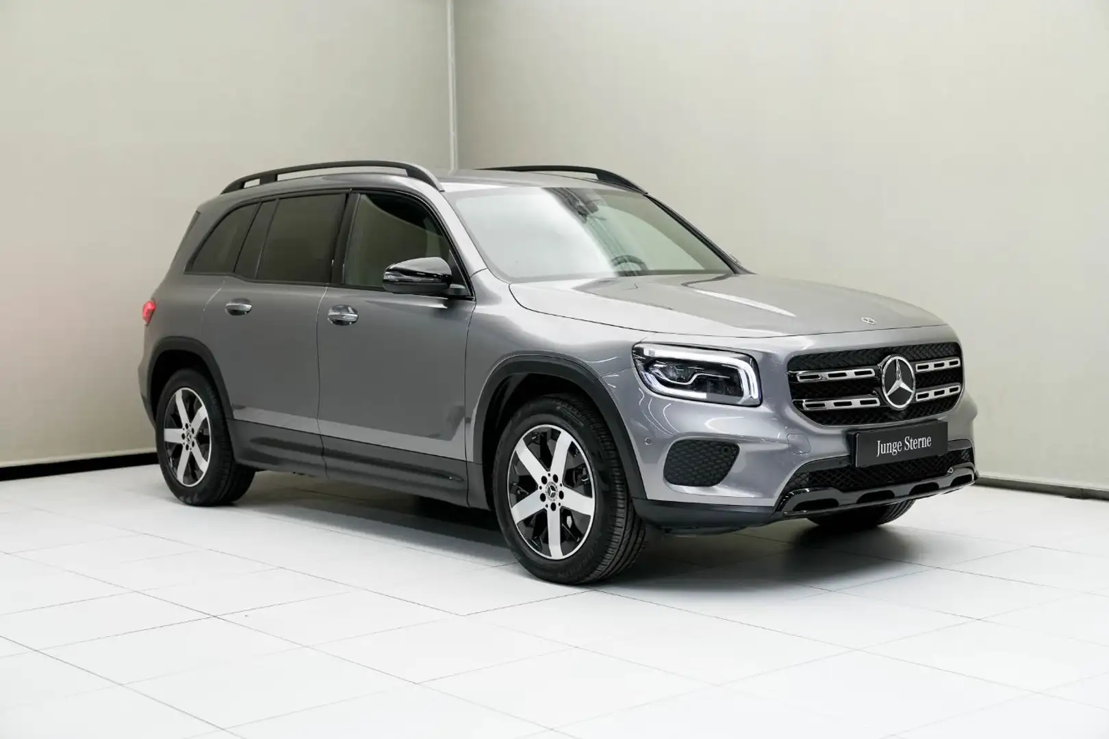 Mercedes-Benz GLB 200 d 4MATIC Night KAM SpurW SpurH KlimaA Grau - 2