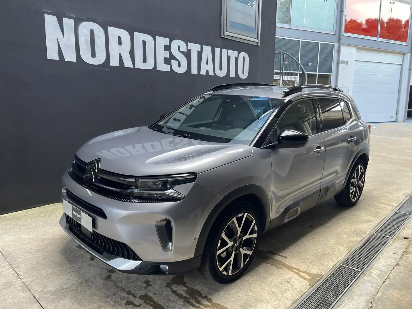 Citroen C5 Aircross 1.5 HDI Grau - 2