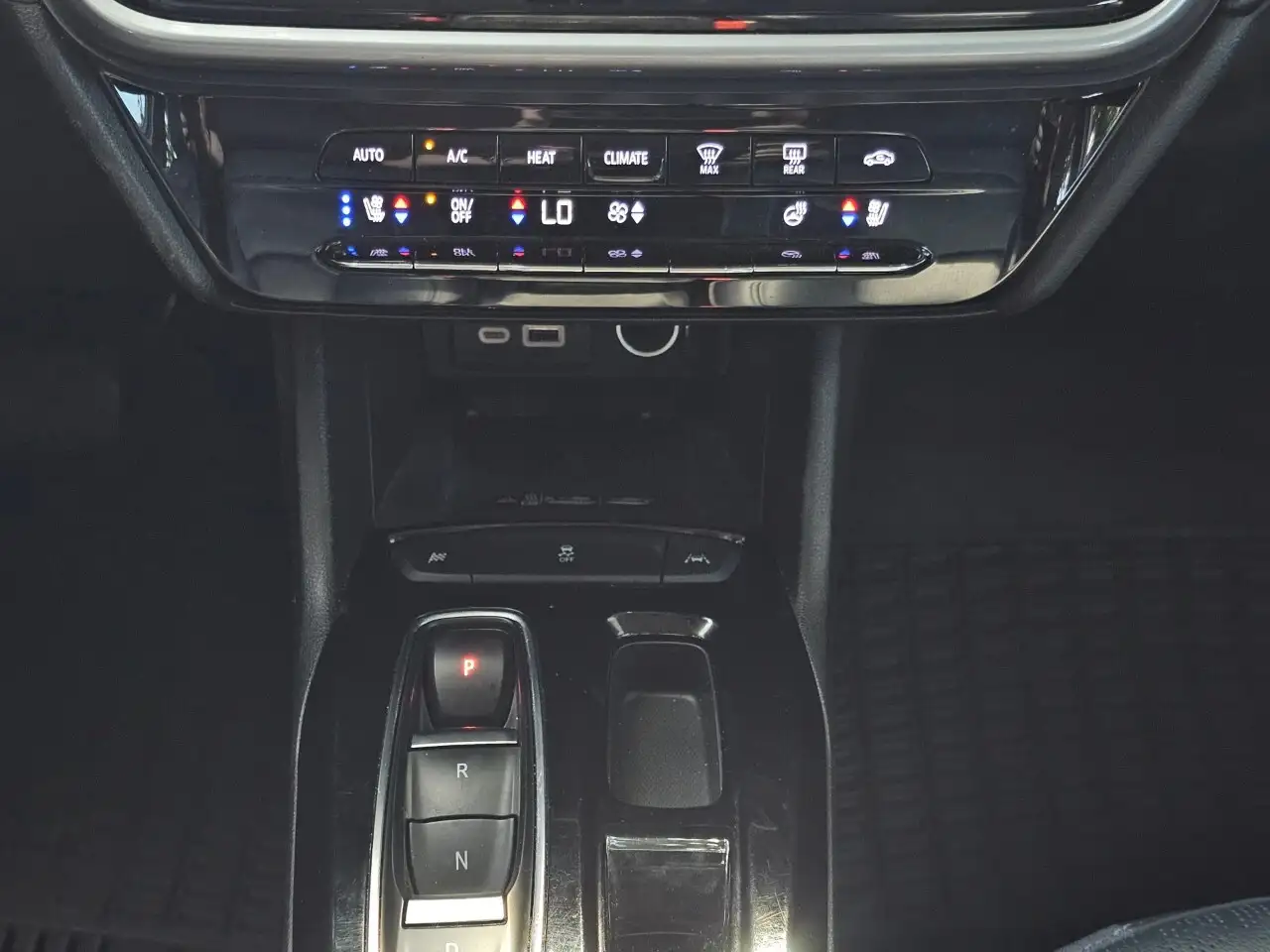 Chevrolet Bolt снимка Chevrolet Bolt