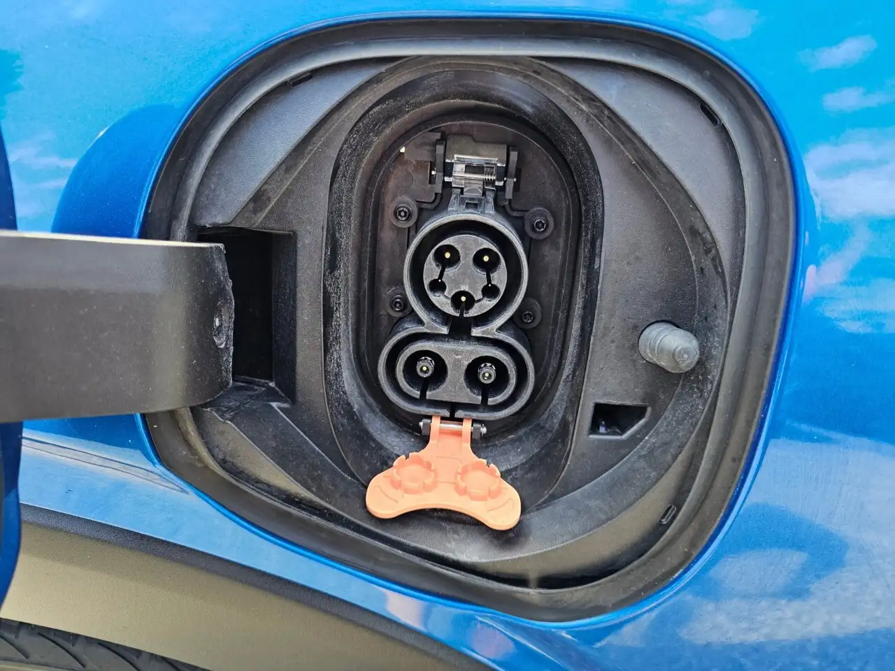 Chevrolet Bolt снимка Chevrolet Bolt