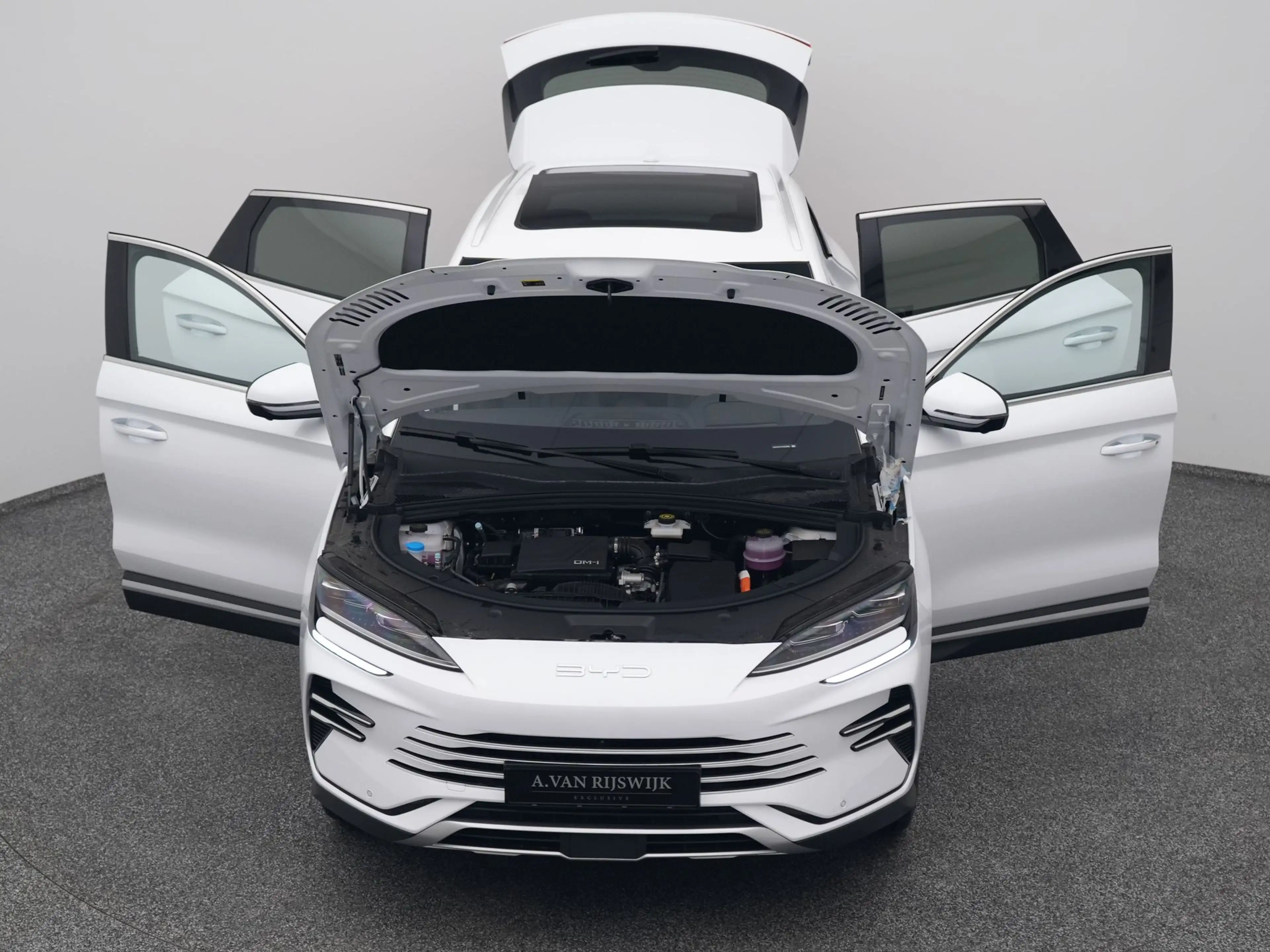 BYD Seal U 1.5 DM-i FWD Boost | PANO | 360° | HUD | ADAPTIVE — photo 27