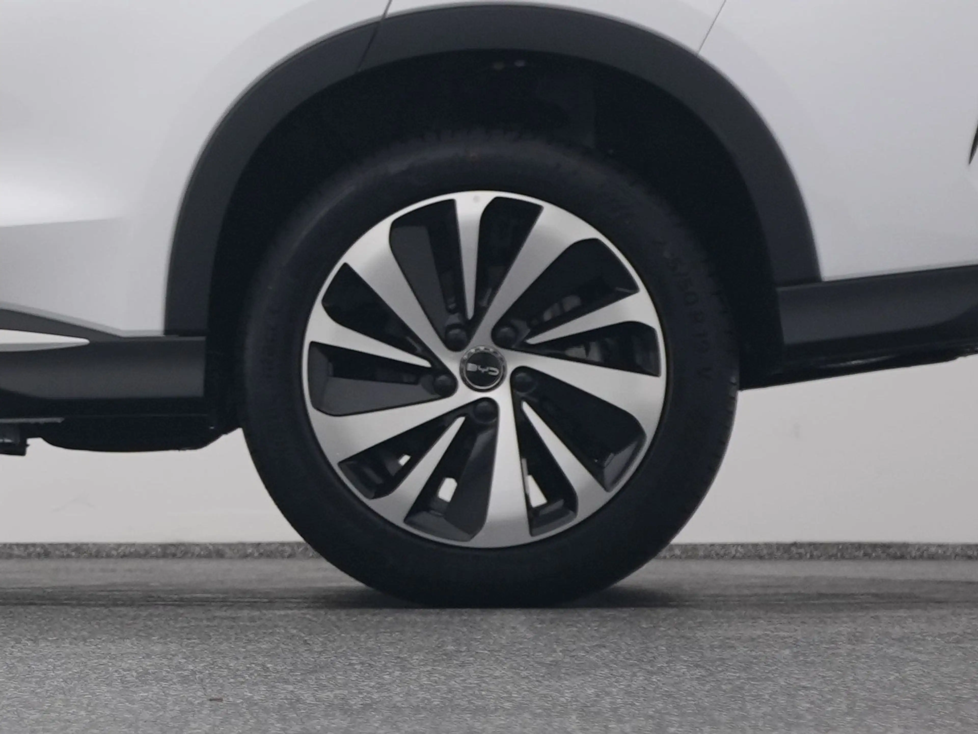 BYD Seal U 1.5 DM-i FWD Boost | PANO | 360° | HUD | ADAPTIVE — photo 40