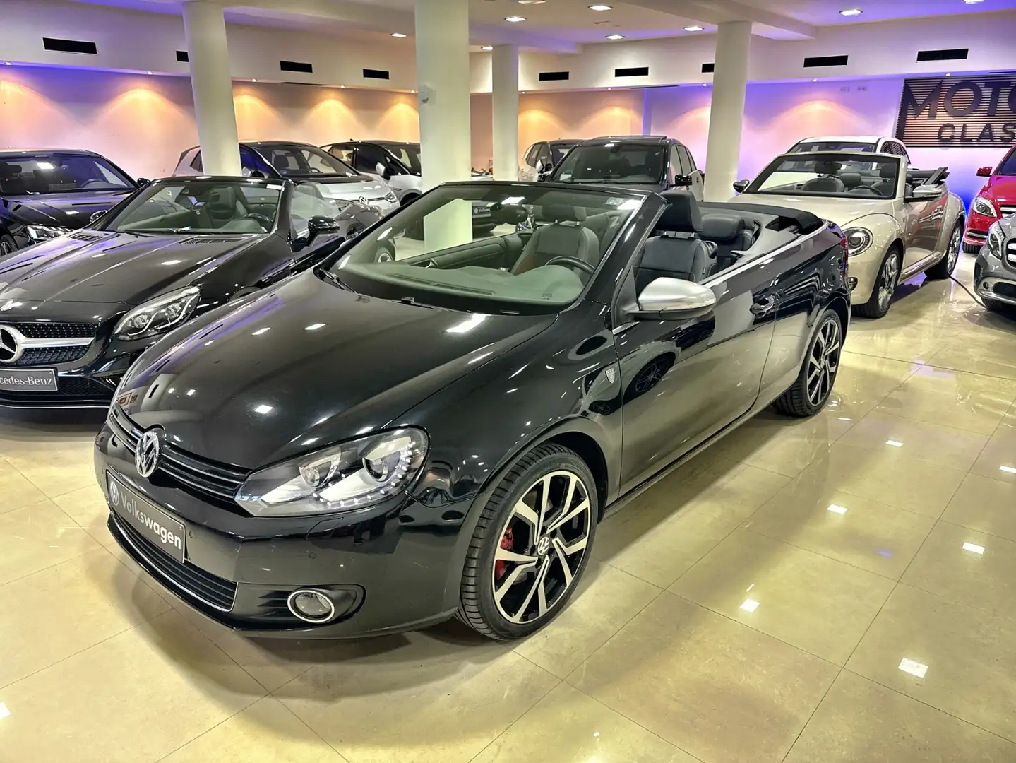 Volkswagen Golf Cabrio 2.0TDI CR BMT DSG Schwarz - 2