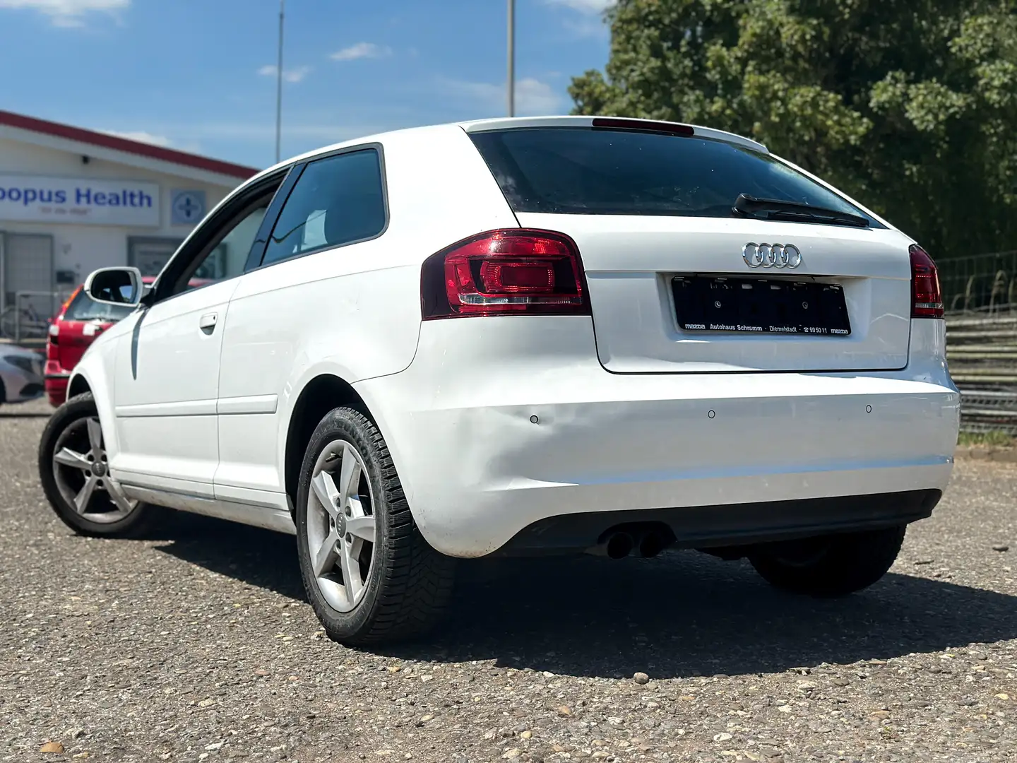 Audi A3 1.4 TFSI BiXenon * LED * HU 03/26 * Tempomat * SHZ Blanc - 2