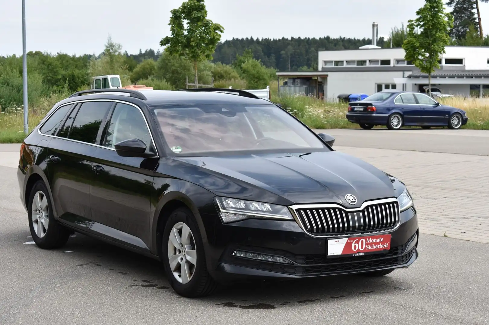 Skoda Superb Ambition*2.0TDI*AHK*LED*DSG*ACC*Virtual Schwarz - 1