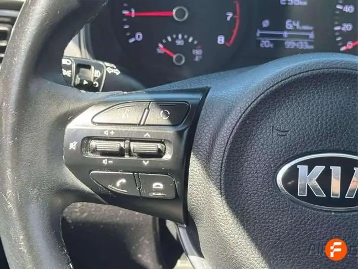 Kia Stonic 2019, foto 12
