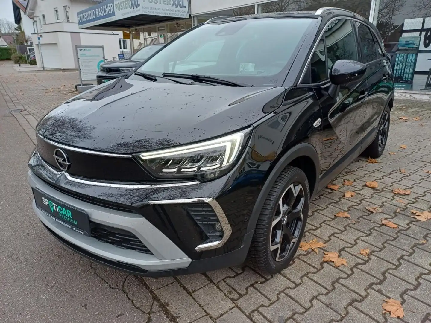 Opel Crossland 1.2 Automatik Ultimate Schwarz - 1