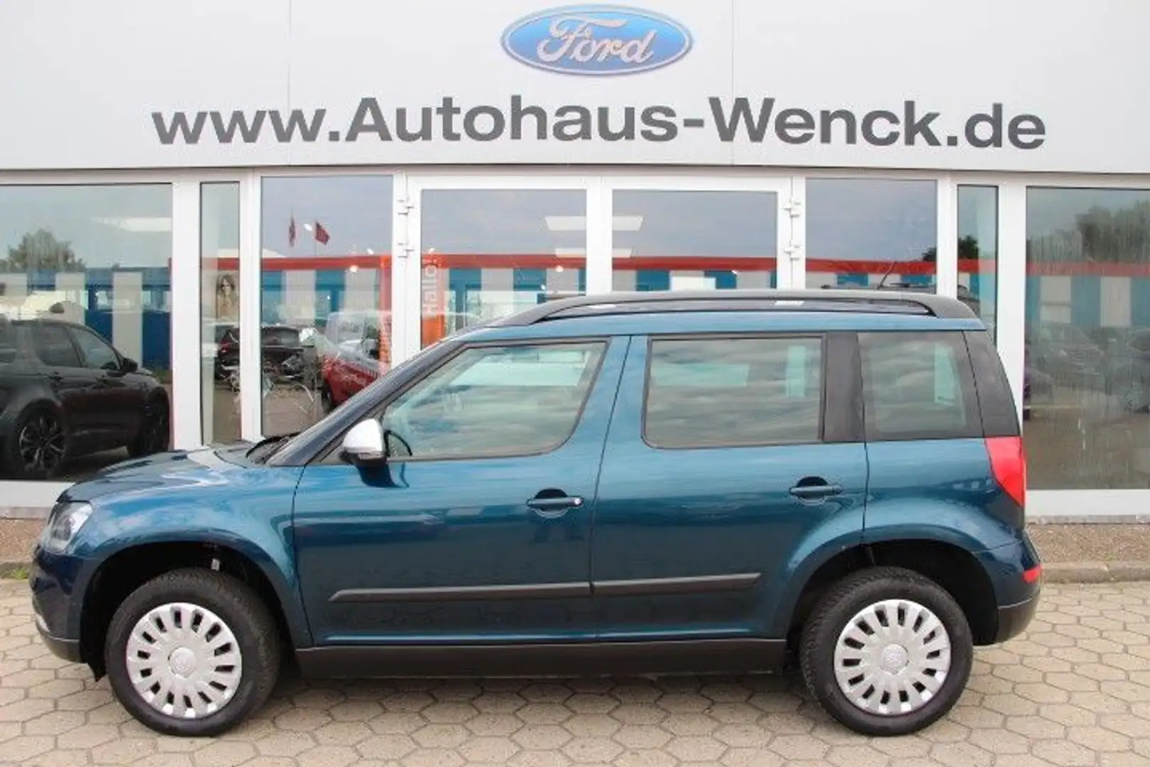 Skoda Yeti 1,2l*2.HAND*KLIMA*AHK*EURo5*HU 11-2026 Azul - 1