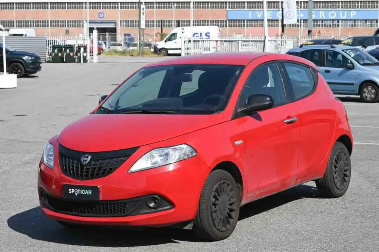 Lancia Ypsilon 2023