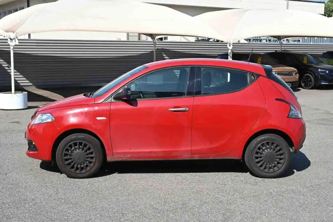 Lancia Ypsilon 2023 — фото 19