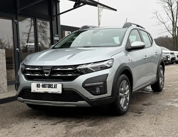 Dacia Sandero Stepway Comfort Aut.*1.Besitz*RFK*Navi*