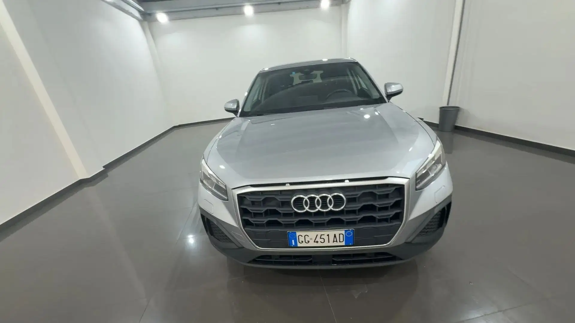 Audi Q2 Q2 30 1.0 tfsi Admired Silber - 2