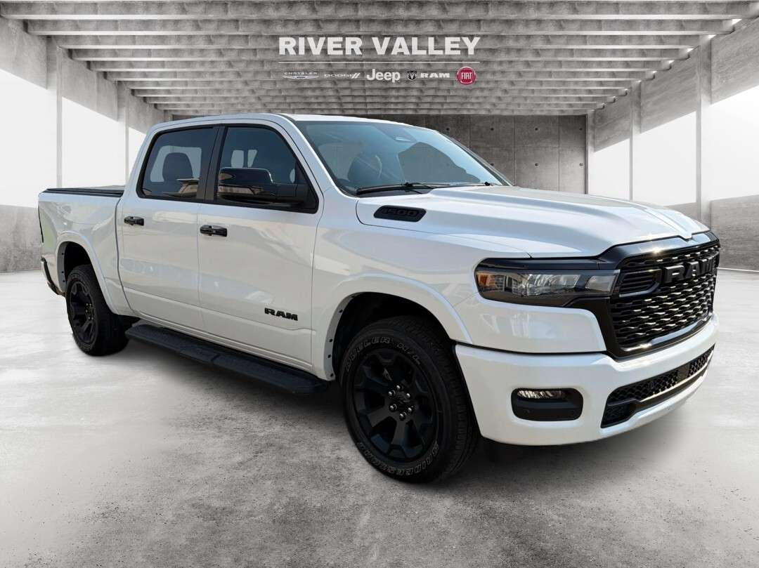 2025 RAM 1500 Big Horn 4x4 Crew Cab 5'7 Box