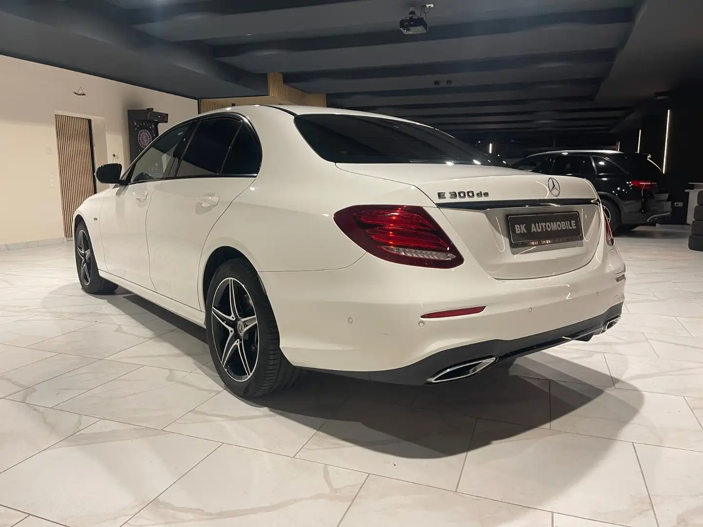Mercedes-Benz E 300 de|AMG|Night-Paket|MBUX|Widescreen|Comand| Weiß - 2