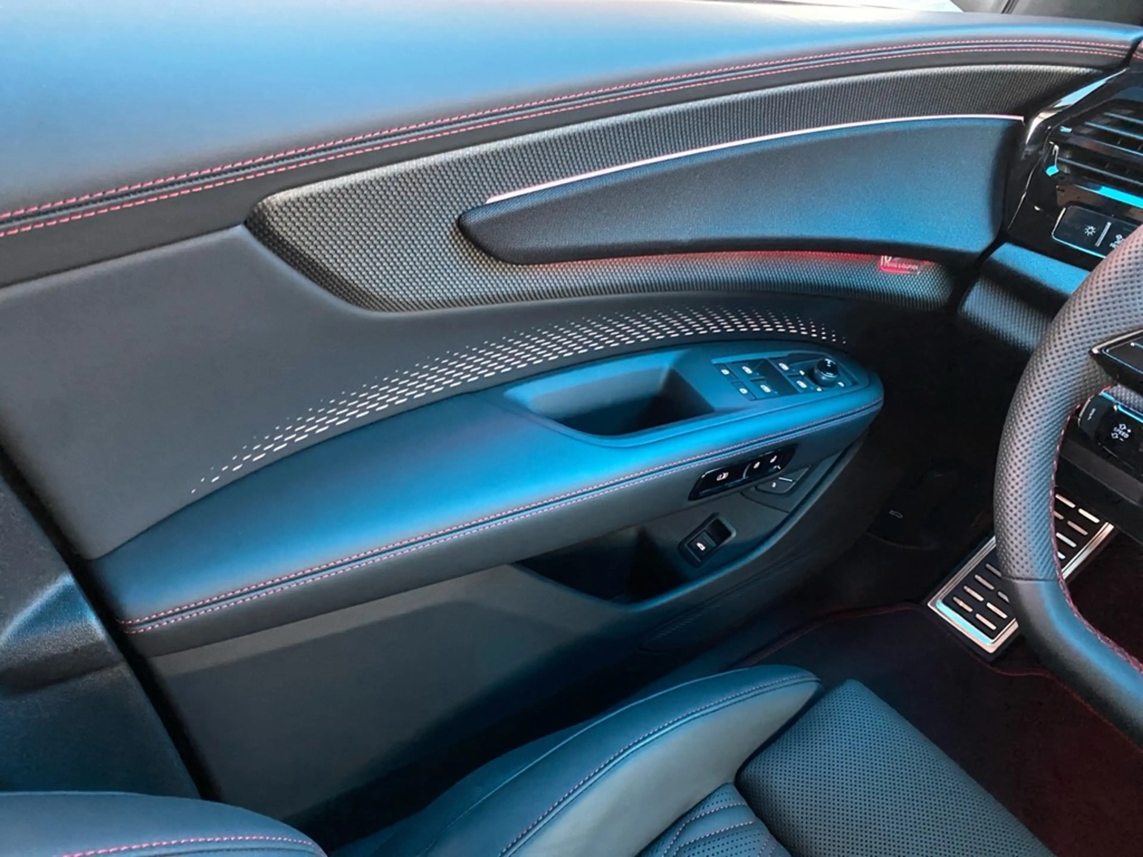 Audi Q7 S Line 220 kW AHK+HUD+MATRIX+TECHPRO+STANDHZG+B&O — photo 12