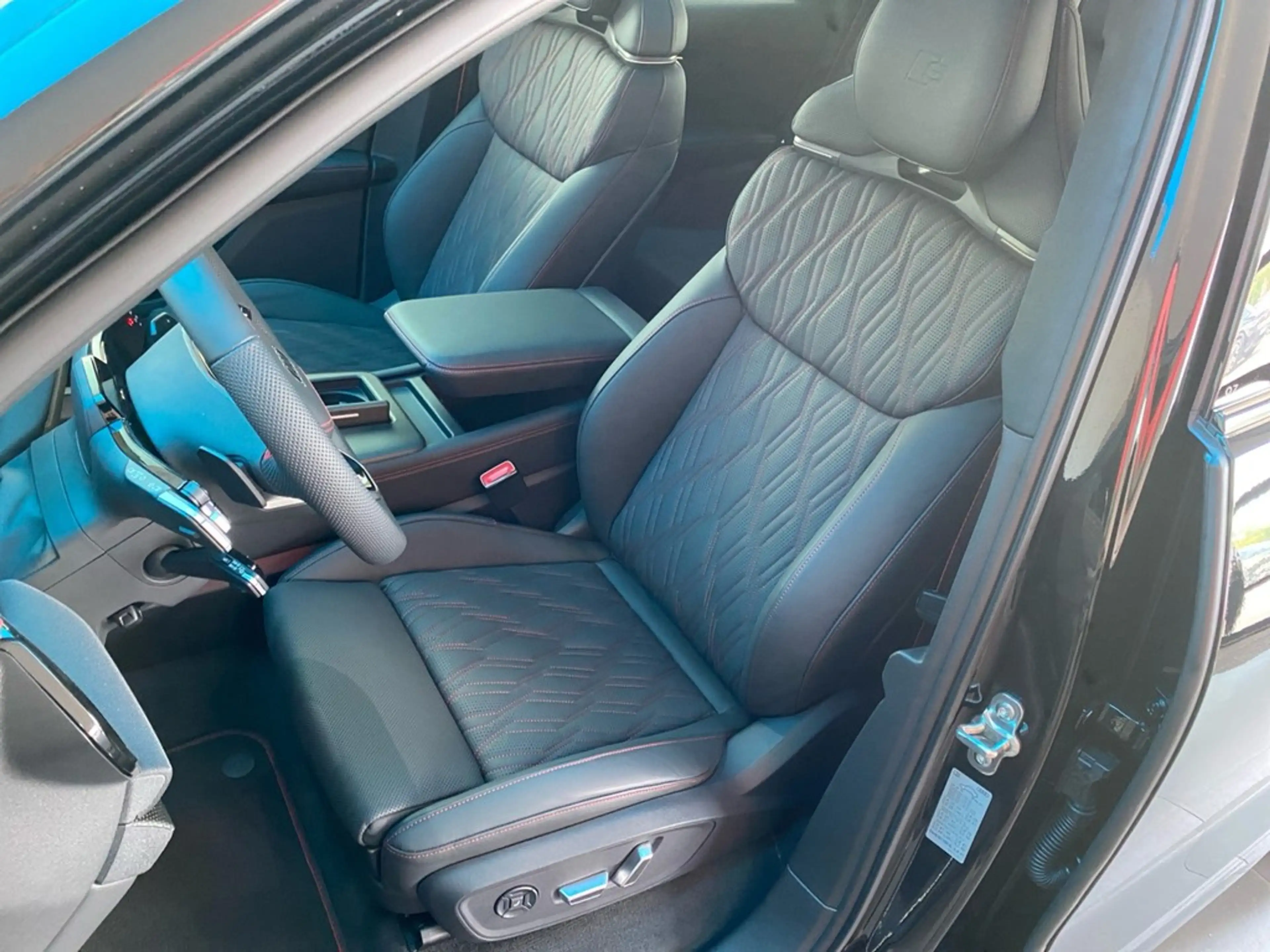 Audi Q7 S Line 220 kW AHK+HUD+MATRIX+TECHPRO+STANDHZG+B&O — photo 5
