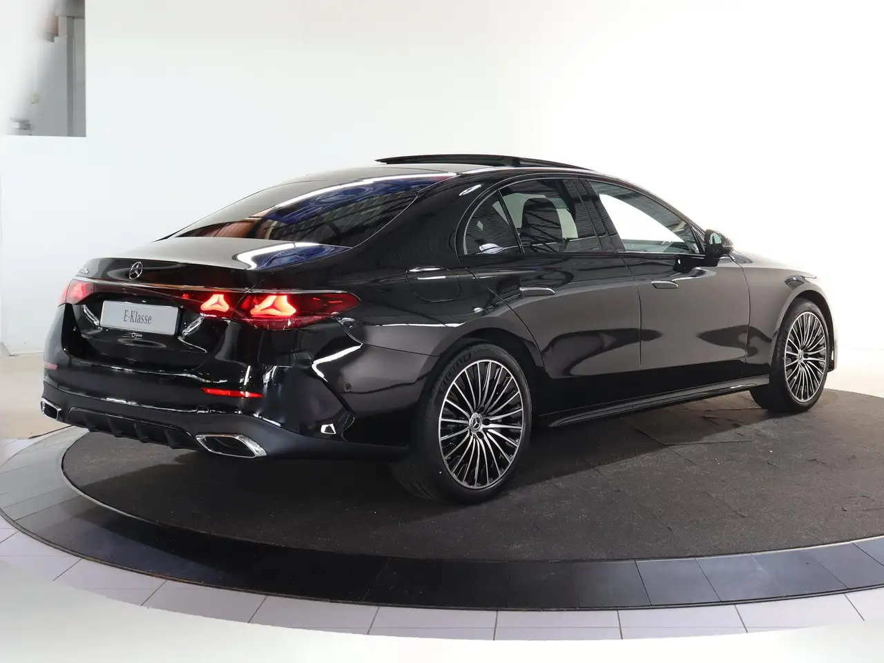 Mercedes-Benz E-Class 2026