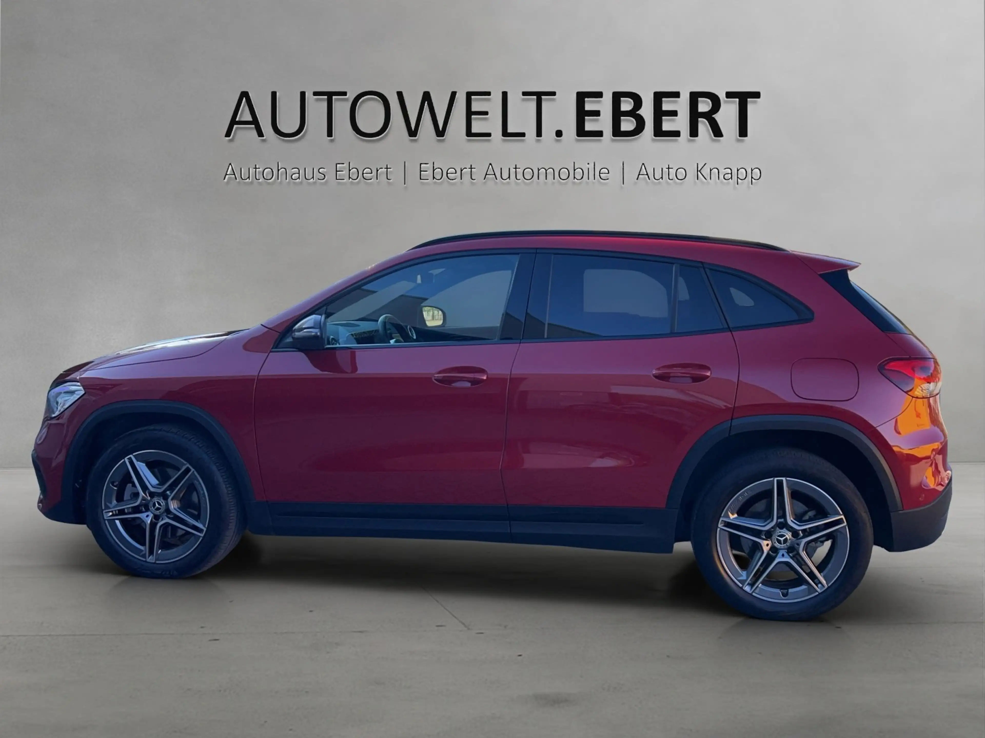Mercedes-Benz GLA 250 e AMG Pano DISTRO Business LED 360°Night — photo 2