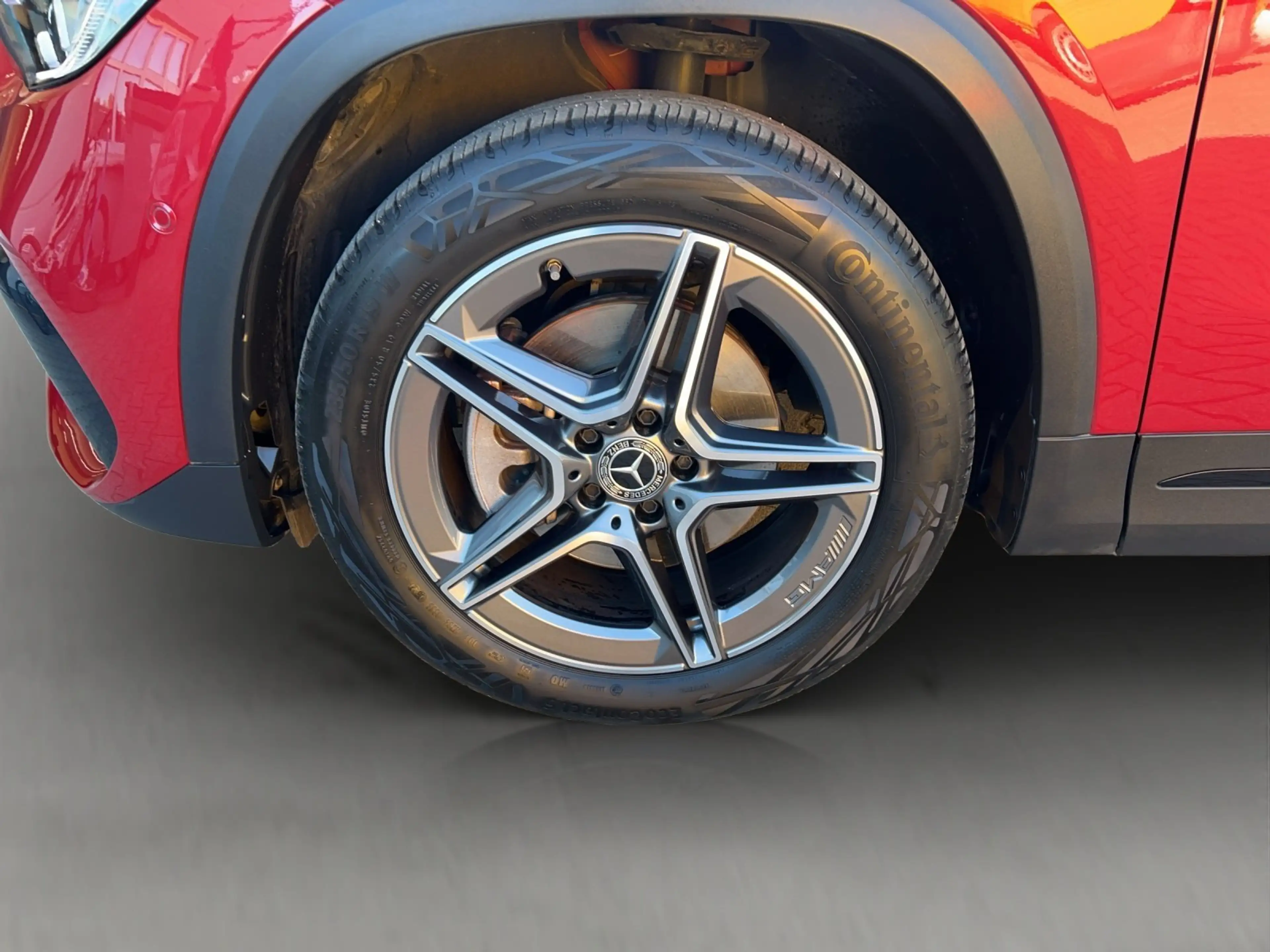 Mercedes-Benz GLA 250 e AMG Pano DISTRO Business LED 360°Night — photo 15