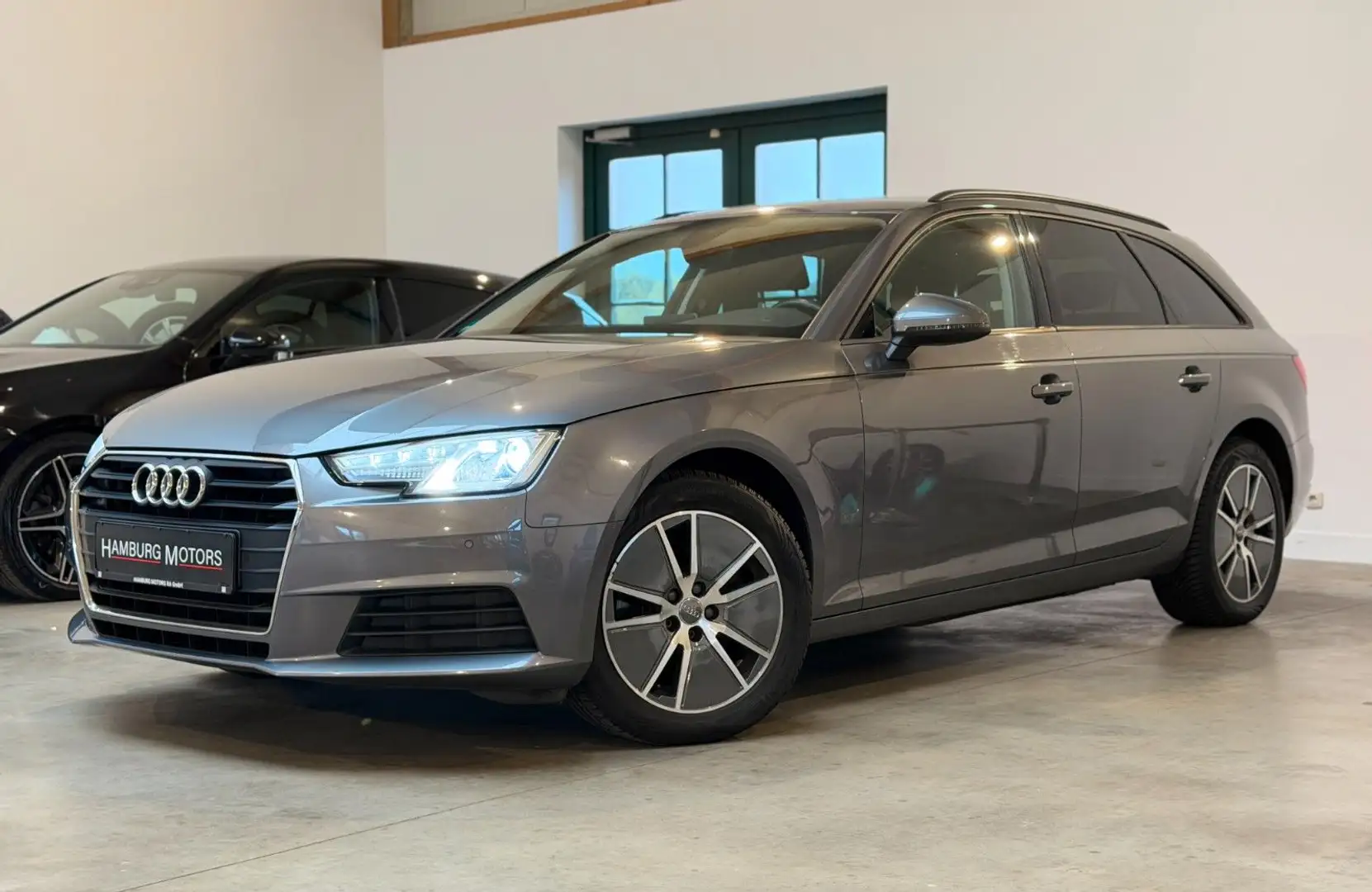 Audi A4 Avant 2.0 TDI S-Tronic XENON/NAVI/SHZ/150PS Gris - 2