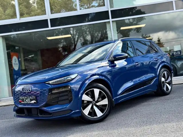 Audi Q6 e-tron MATRIX / PERFORMANCE / TREKHAAK / ASARI BLUE