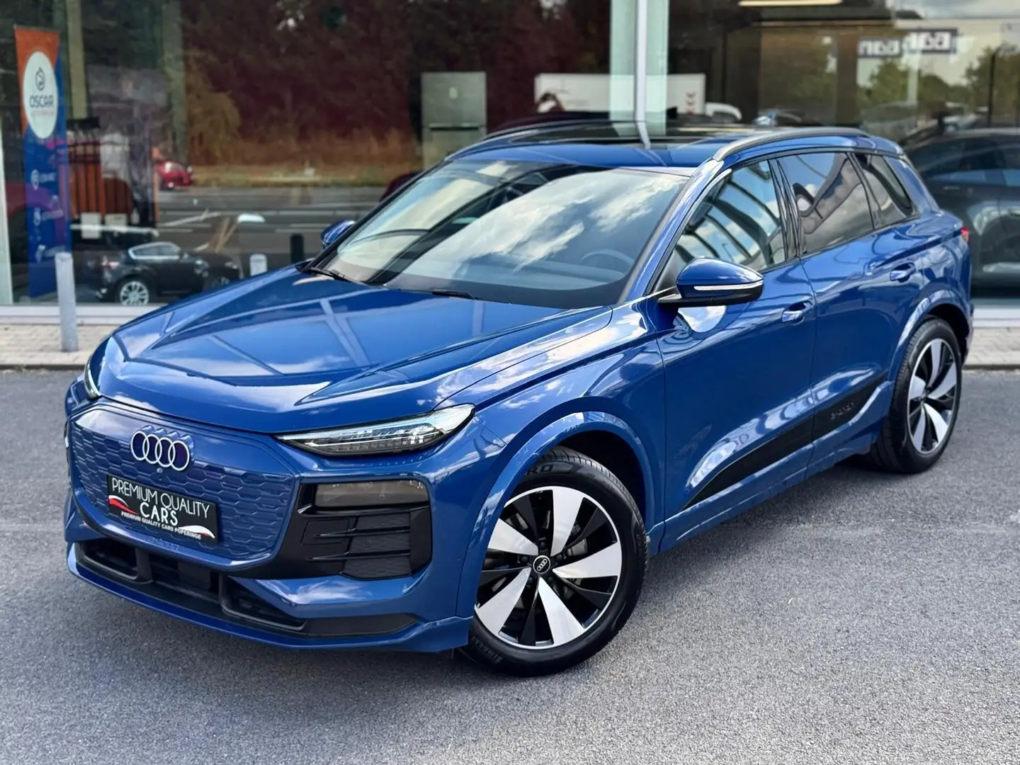 Audi Q6 e-tron MATRIX / PERFORMANCE / TREKHAAK / ASARI BLUE Bleu - 2