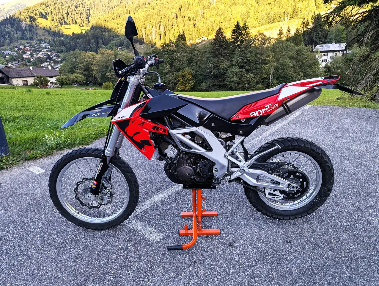 Aprilia RXV 550