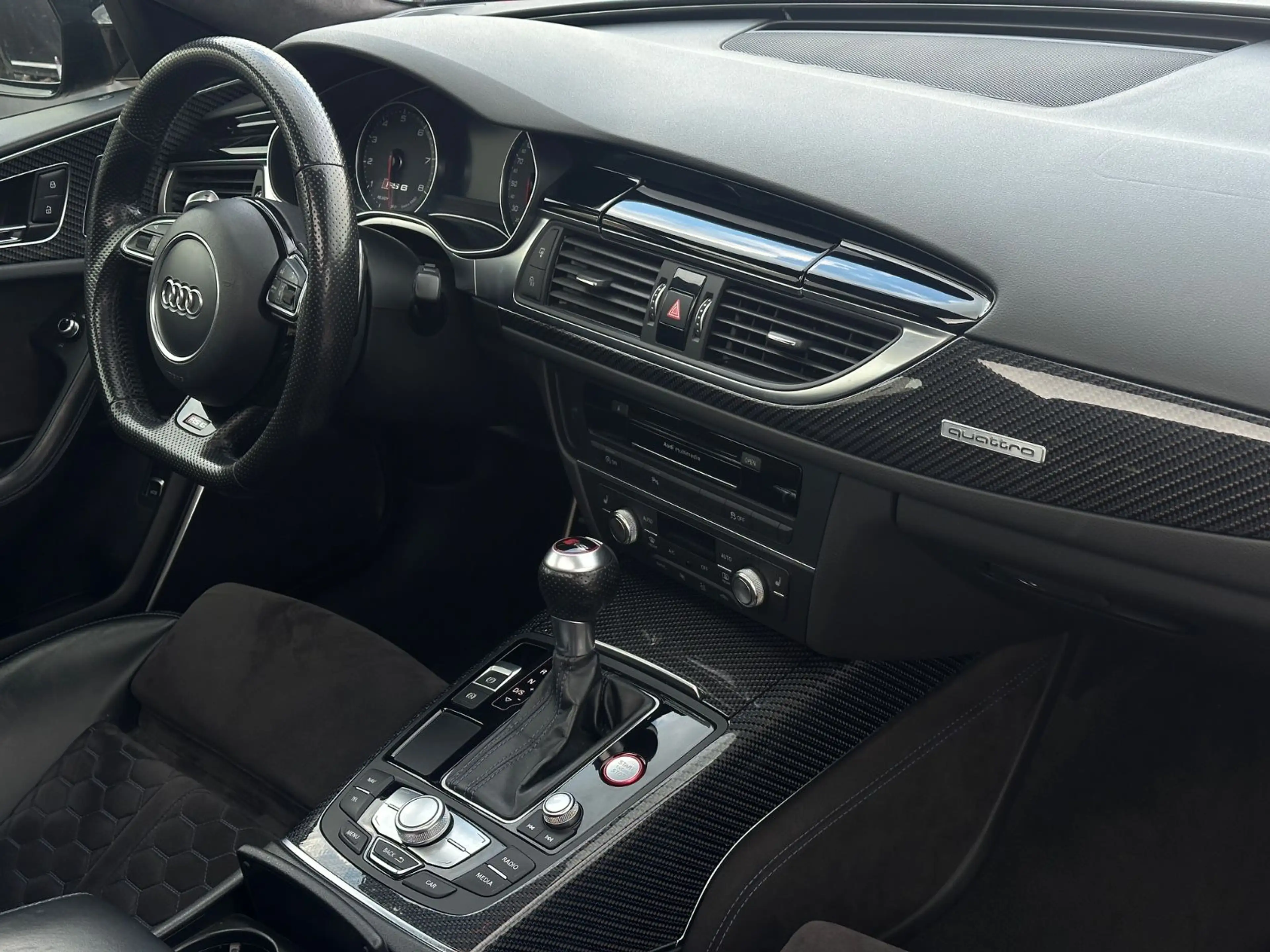 Audi RS6 RS 6 Avant 4.0 TFSI quattro performance — photo 14