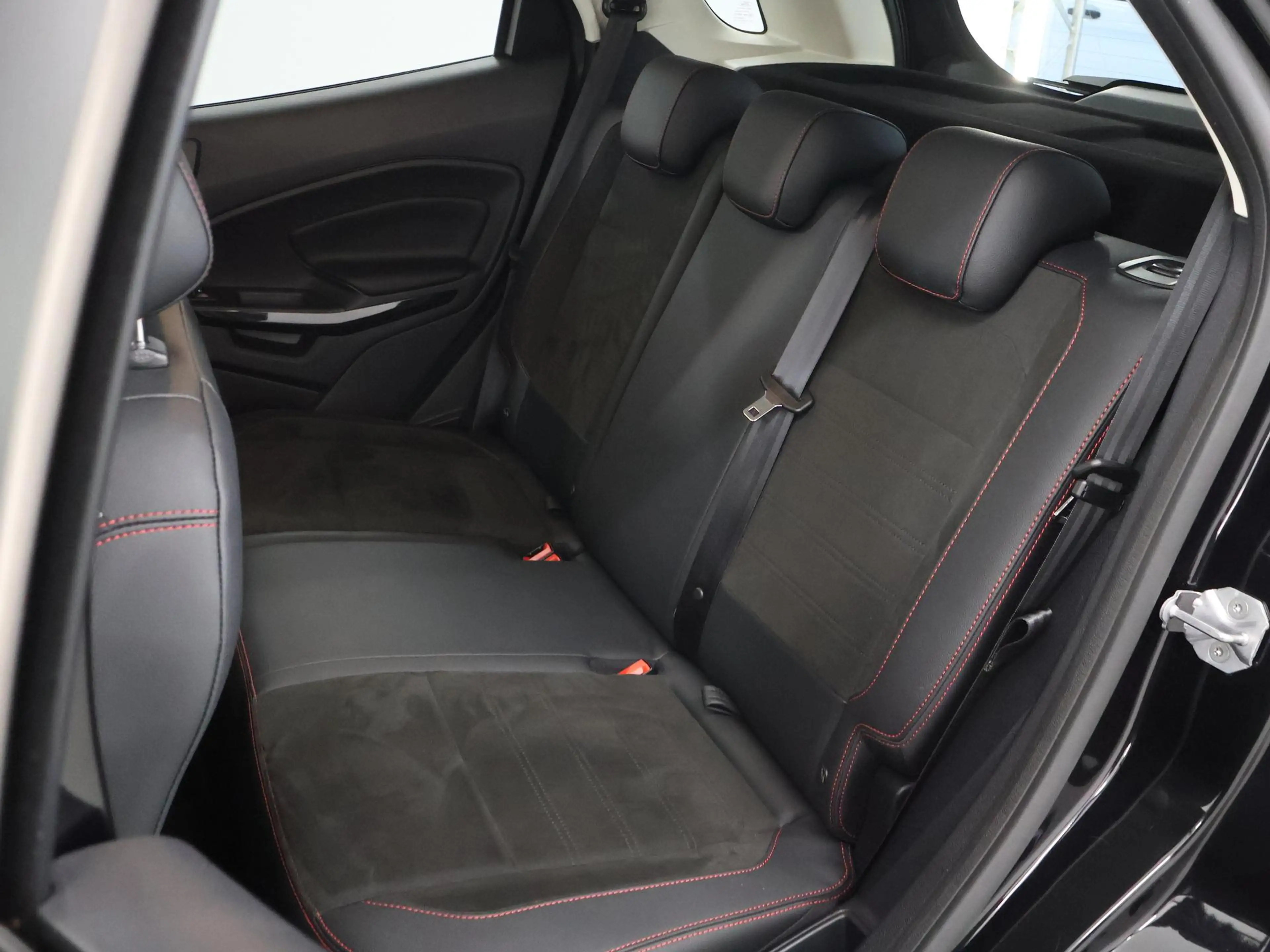 Ford EcoSport 1.0 EcoBoost ST-Line | Navigatie | Achteruitrijcam — photo 11