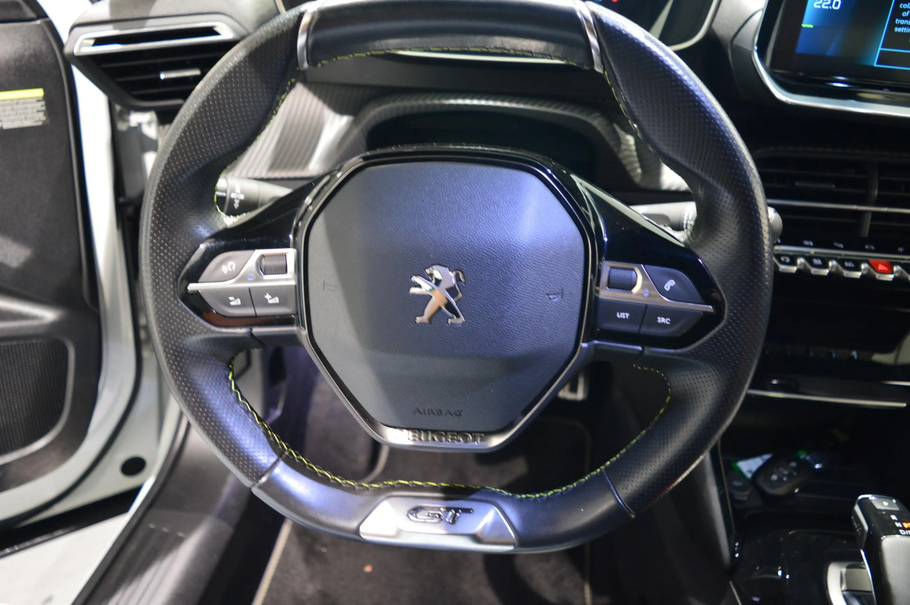 Peugeot e-2008 EV GT Pack 50 kWh - 1e PART.EIGENAAR - FULL OPTION — photo 13