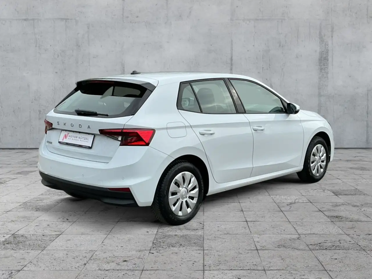 Skoda Fabia 1.0 TSI ESSENCE LED+INFOTAINMENT+DAB+PDC, миниатюра 5