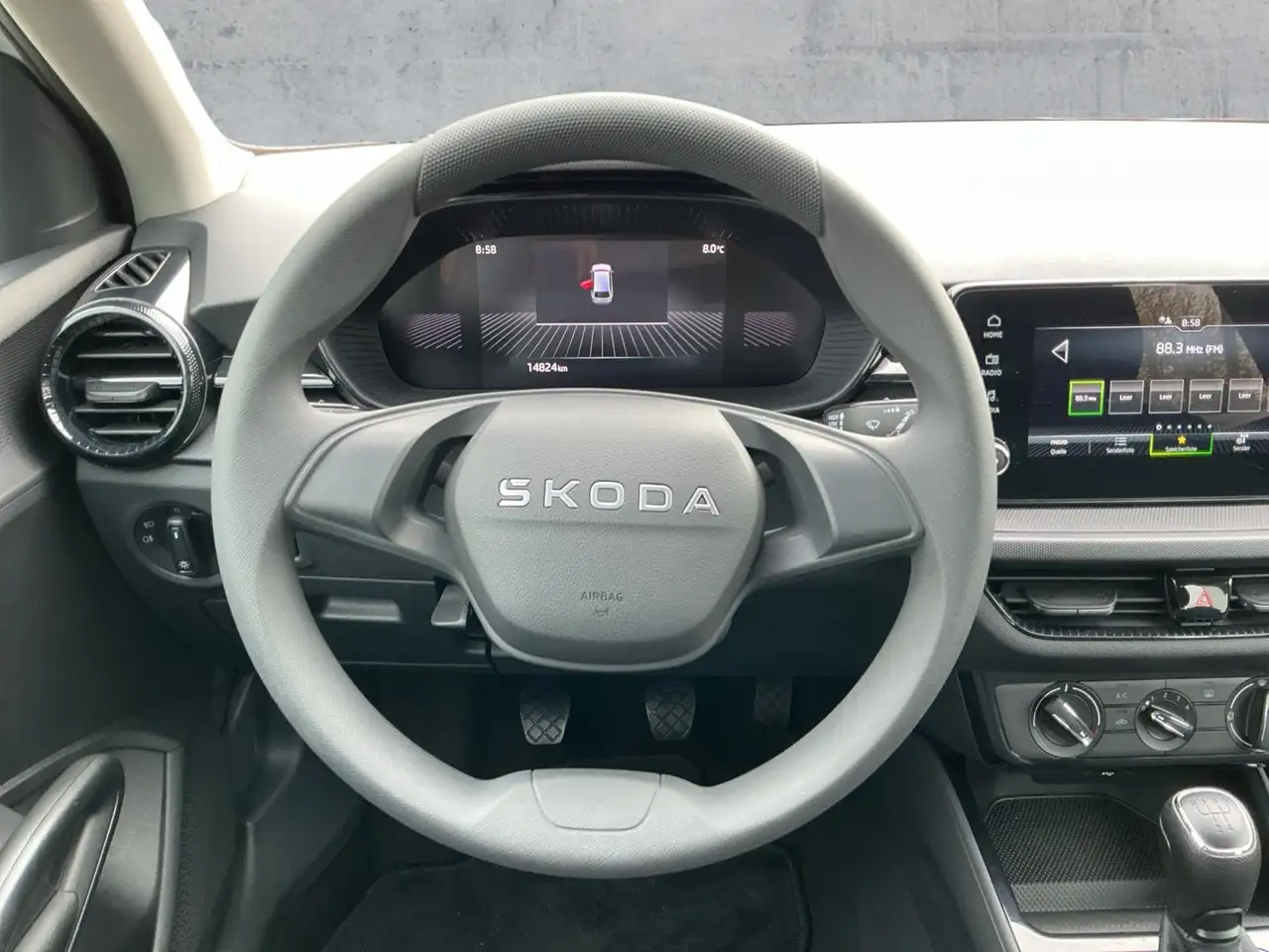 Skoda Fabia 1.0 TSI ESSENCE LED+INFOTAINMENT+DAB+PDC, миниатюра 9