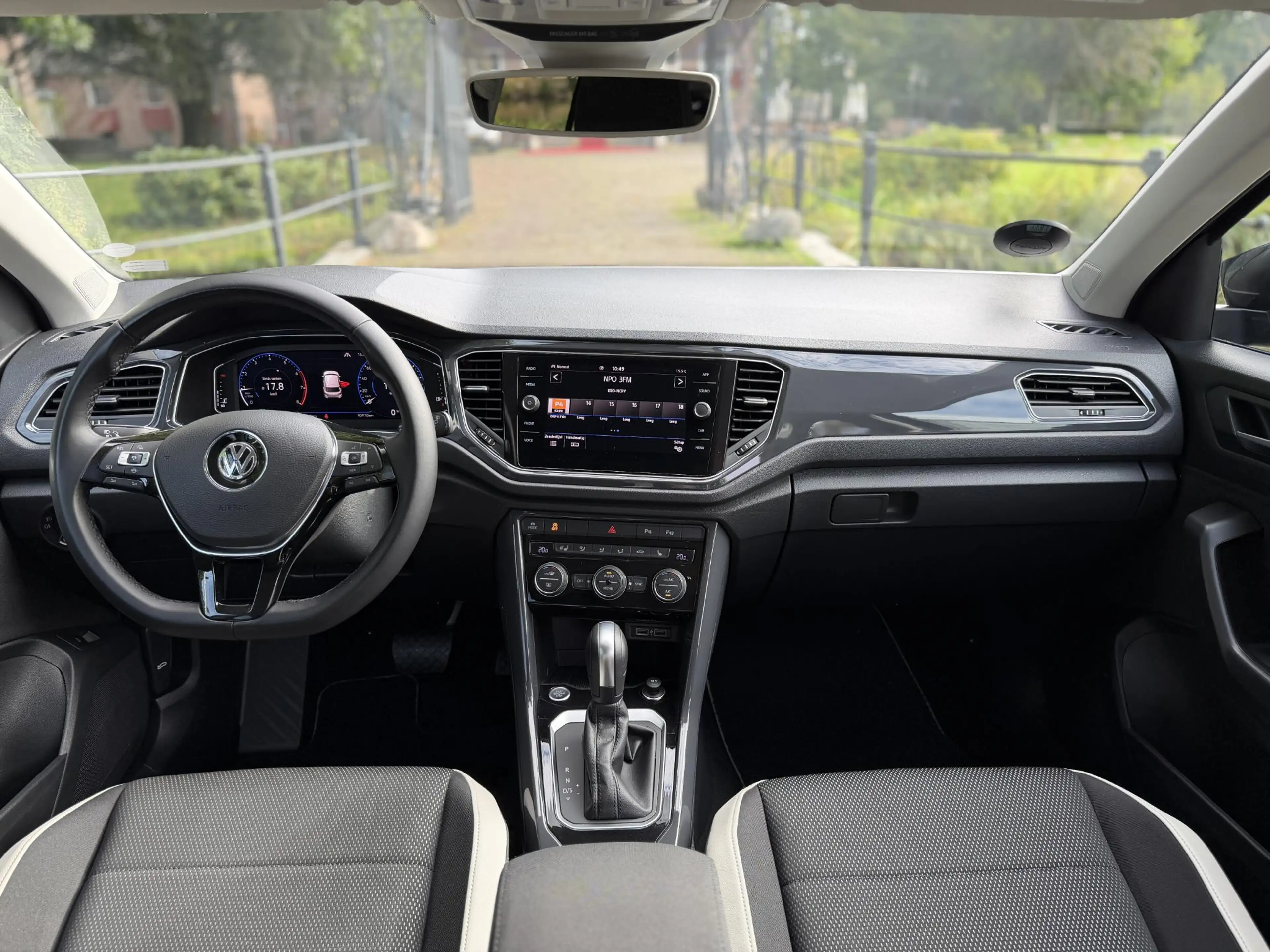 Volkswagen T-Roc 1.5 TSI Sport | DSG | Keyless | Camera | Viritual — photo 4