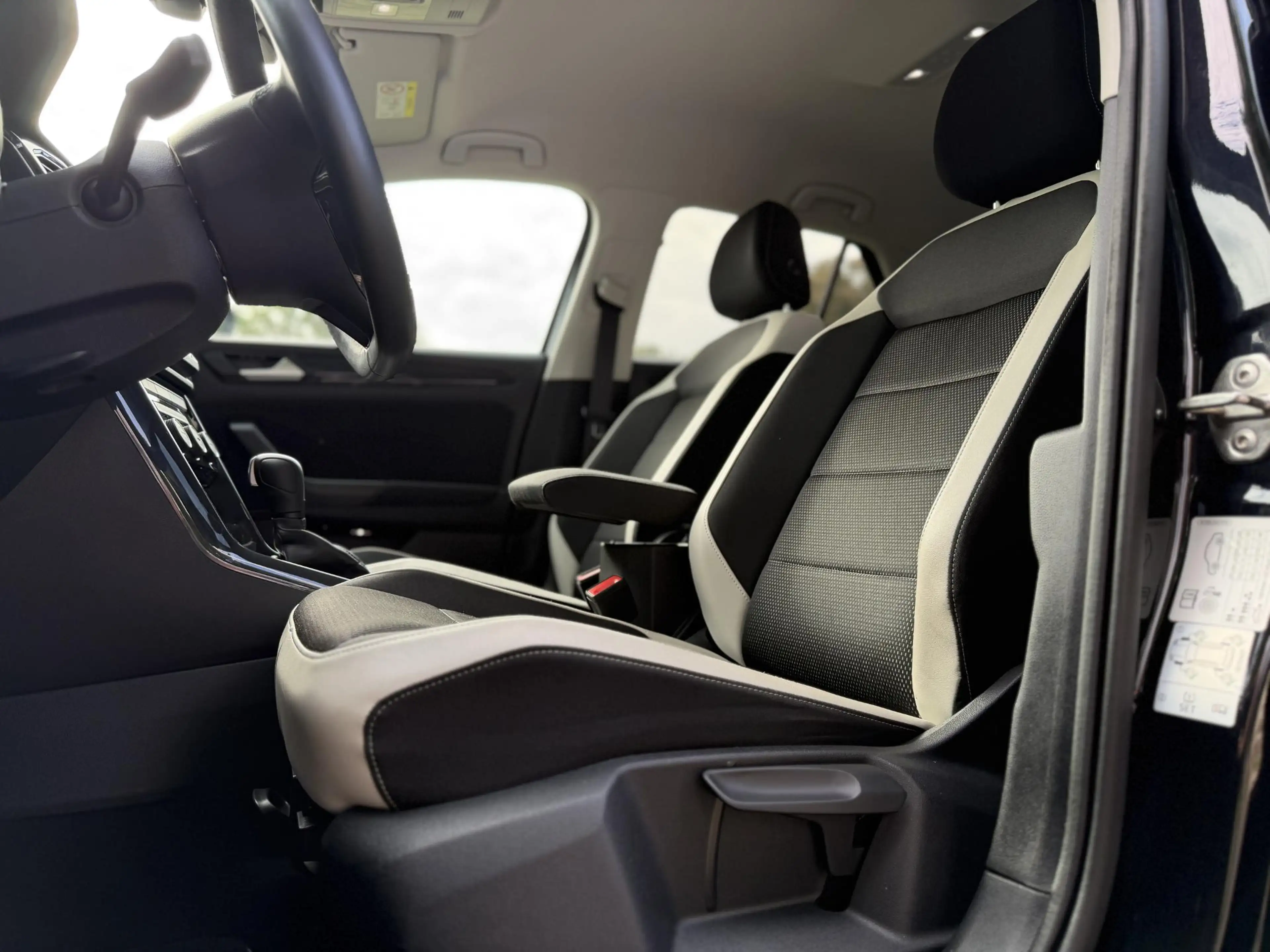 Volkswagen T-Roc 1.5 TSI Sport | DSG | Keyless | Camera | Viritual — photo 6