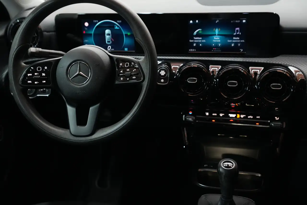 Mercedes-Benz A 180 Sedan Benzine Camera Garantie 11