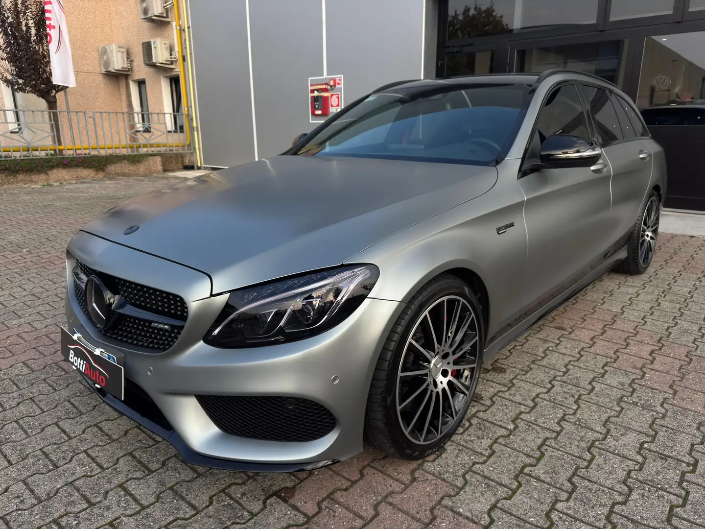 Mercedes-Benz C 43 AMG 4matic S.W. *SEDILI RACE AMG* Grigio - 1