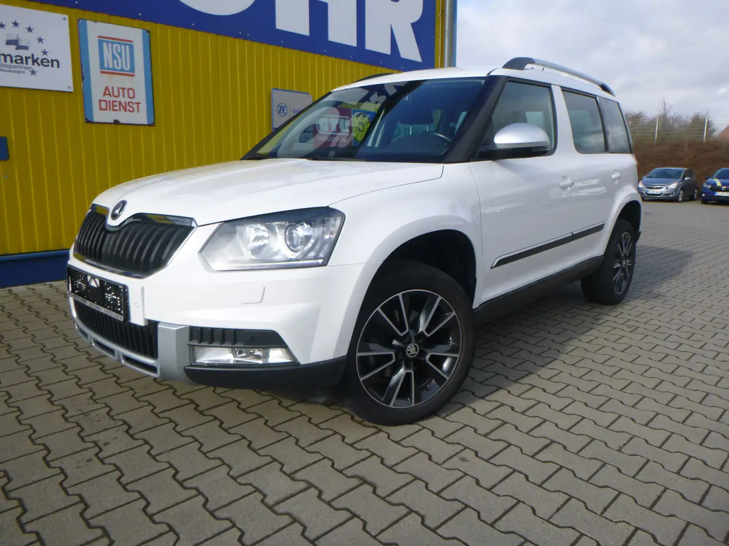 Skoda Yeti Adventure 4x4 Behördenfahrzeug; 12Mon. Garantie Weiß - 1