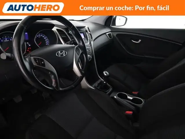 Hyundai I30 view 12