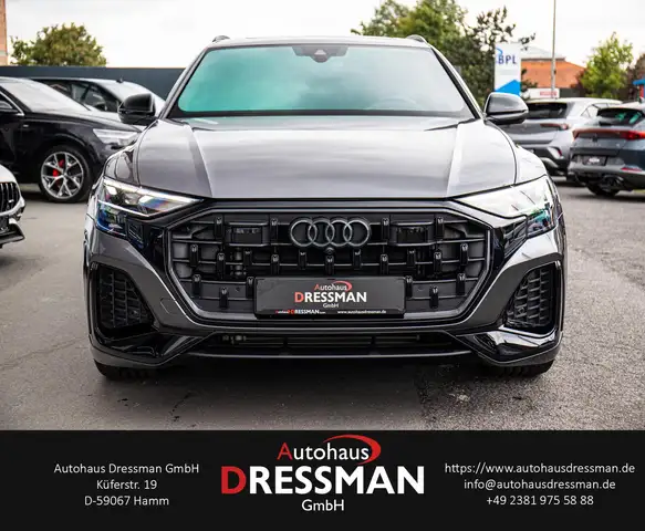 Audi Q8 view 2