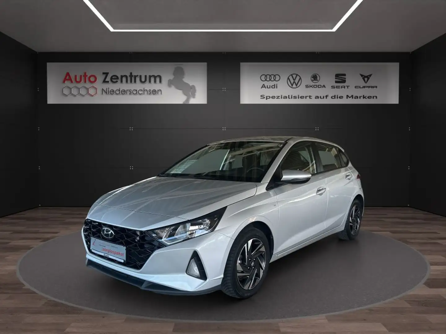 Hyundai i20 1.0 T-GDI 48V-Hybrid Select Silber - 1