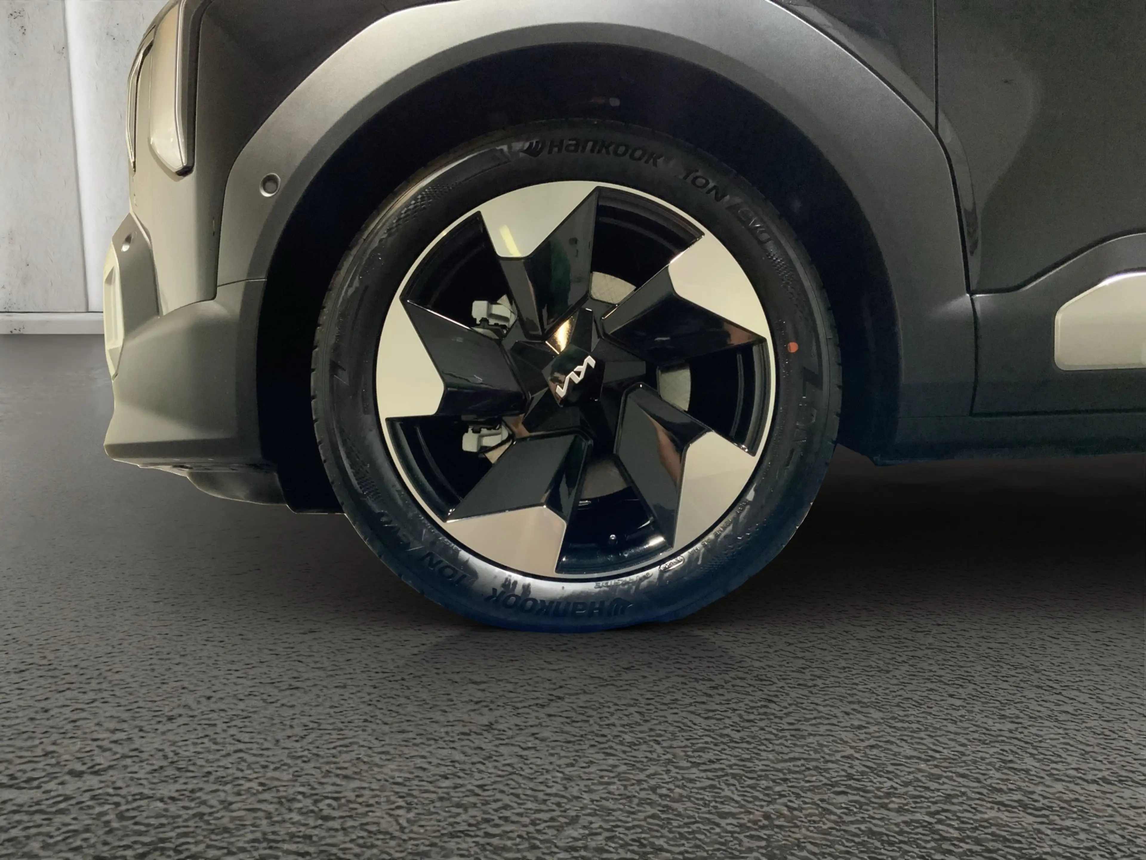 Kia EV2 Earth 42.2 kWh Sports Utility Vehicle. 108 kW. 5-t — photo 9