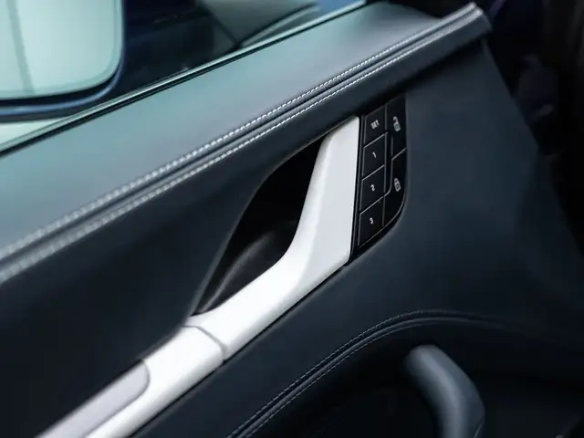 Porsche 911 Carrera Ansicht 24