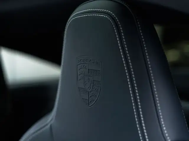 Porsche 911 Carrera Ansicht 30