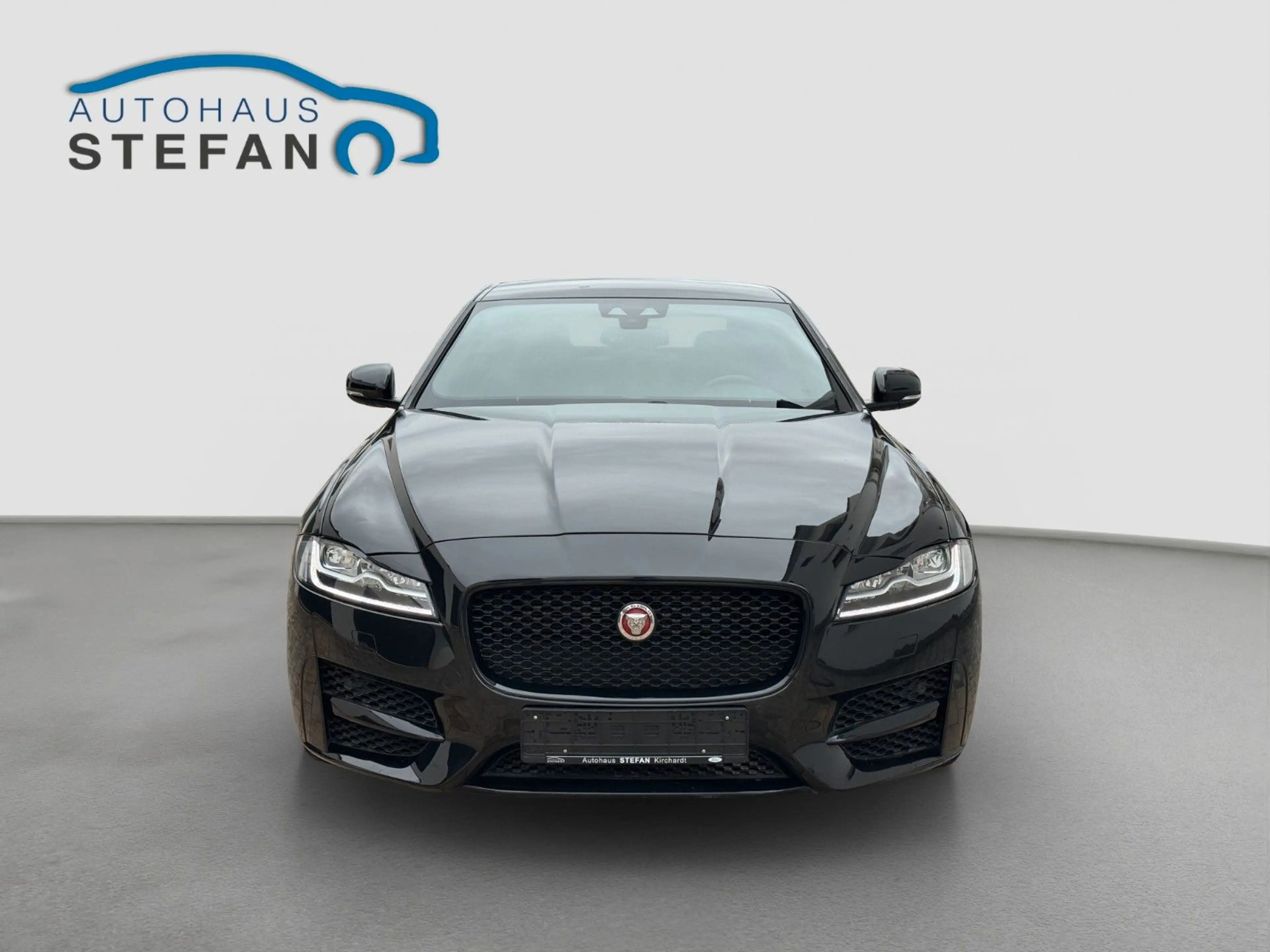 Jaguar XF 20d Aut. R-Sport Ingenium Edition Limousine — photo 5