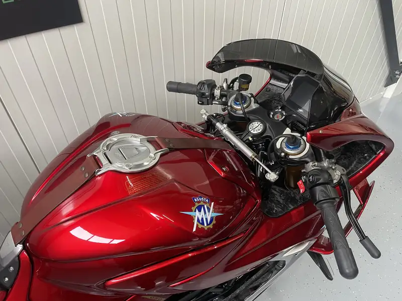 MV Agusta Superveloce 1000 Oro - foto 8