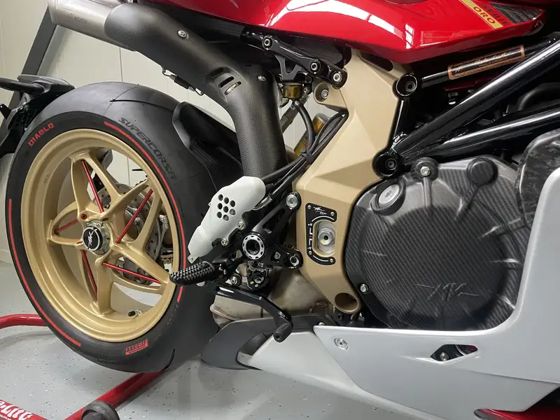 MV Agusta Superveloce 1000 Oro - foto 7