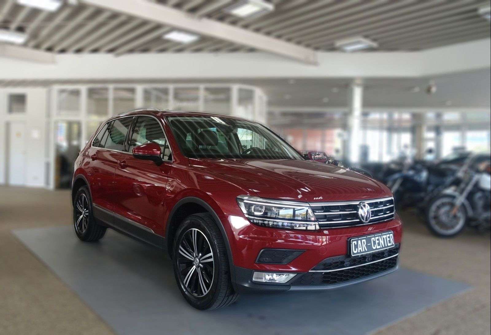 Second hand Volkswagen Tiguan 2.0