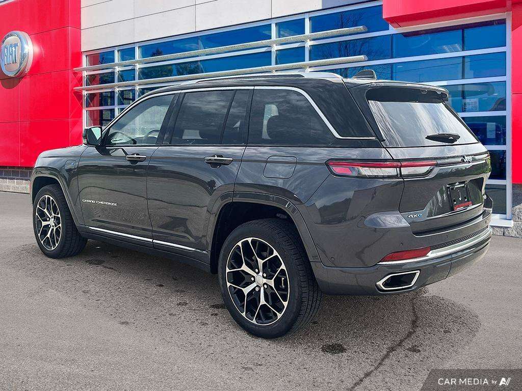 2023 Jeep Grand Cherokee Summit Reserve | Navigation | Leather | Sunroof | — снимка 1