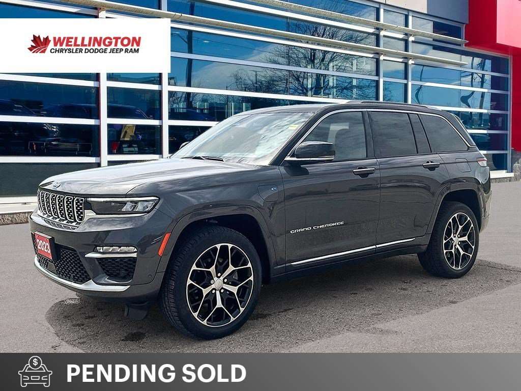 2023 Jeep Grand Cherokee Summit Reserve | Navigation | Leather | Sunroof |